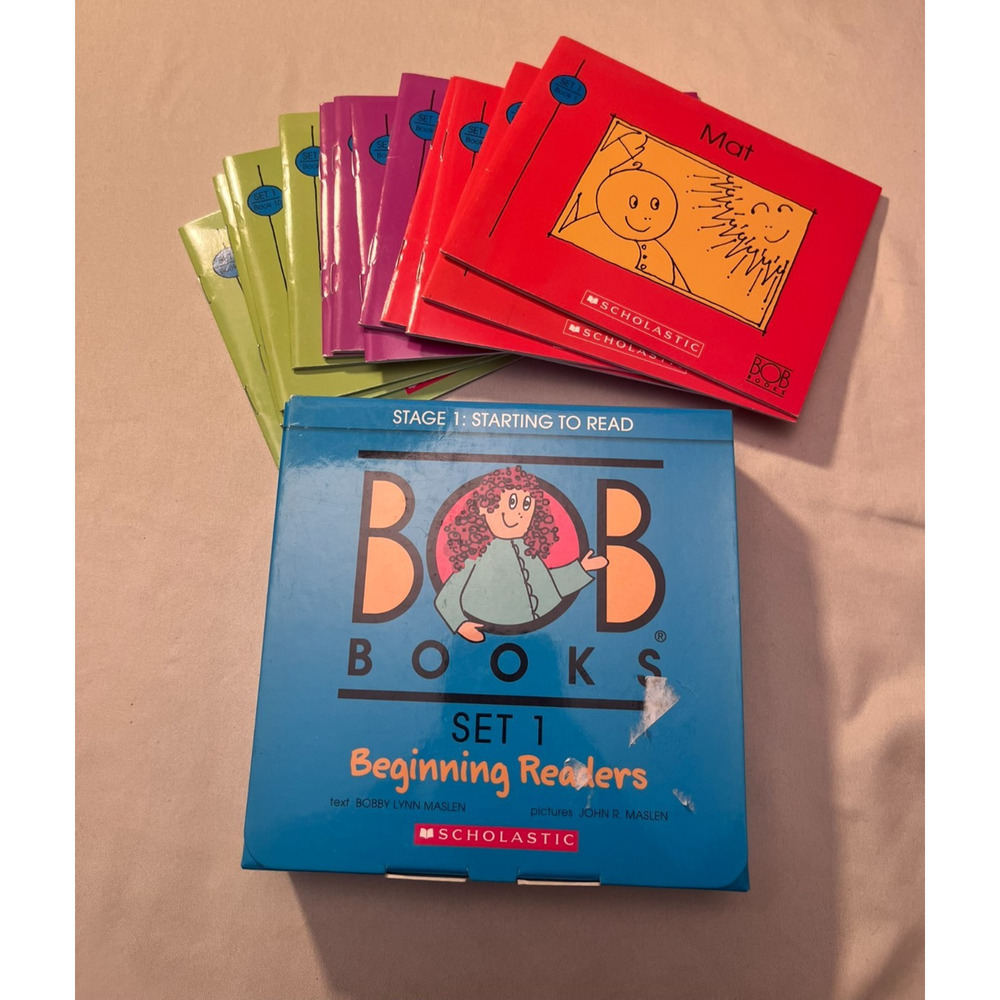 Bob Books, Set 1: Beginning Readers - Paperback By Bobby Lynn Maslen VERY GOOD